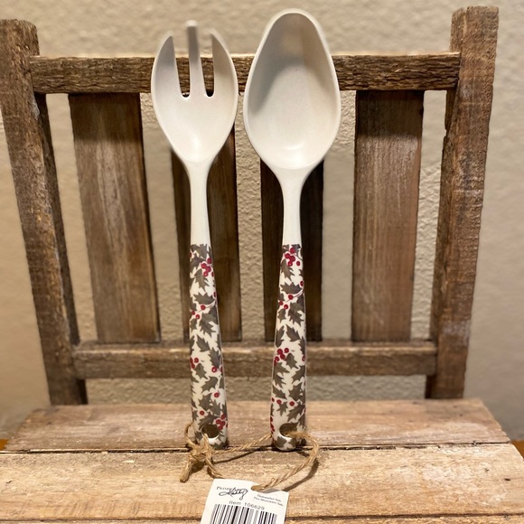 Christmas Red Berry & Green Holly Serving Spoon & Serving Fork Set Of 2 - Picture 4 of 16